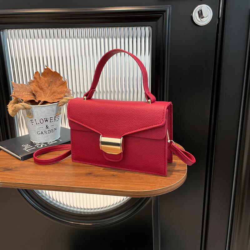 Autumn and winter Korean version niche simple handbag women's 2025 autumn new fashionable retro high-value single shoulder oblique bag