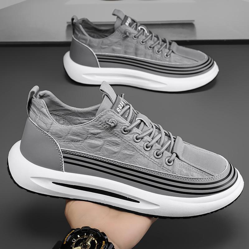 Crocodile Pattern Men Shoes Platform Breathable Loafers Summer Slip On Men Casual Sneakers Vulcanized Walking 39