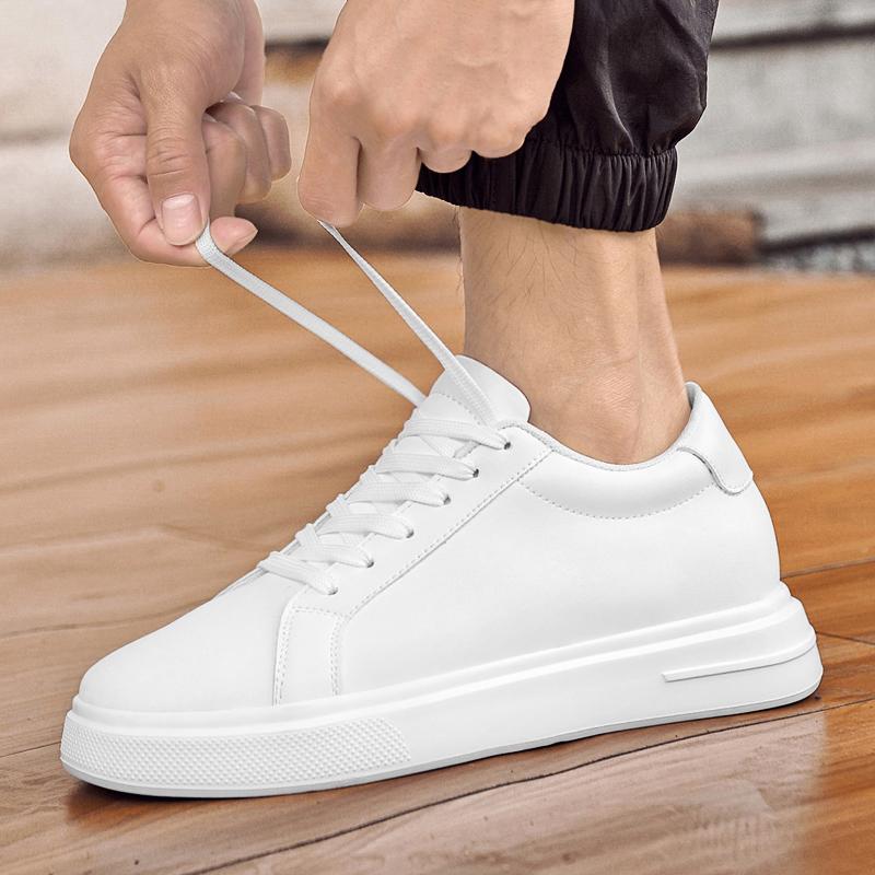 Fashion 2025 New Soft Face Genuine Leather Small White Shoes Fashion Low Top Men Casual Board Shoes Outdoor Antiskid Walking Sneakers