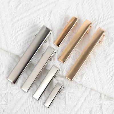50 Stück Haar-Krokodilklemmen Metall-Haarklammern Entenschnabel Leere Basis zum Einsetzen DIY-Haarnadeln Barrette Schmuck Haarstyling-Werkzeug Zubehör