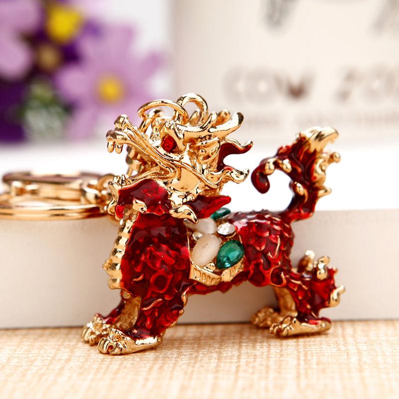 Exquisite Rhinestone Bear Keychain Pendant for Women - Cute Gift for Bag Accessory