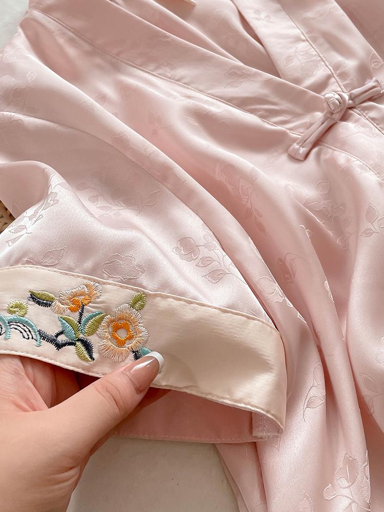 2025 Women's Mulberry Silk Pajamas: Short Sleeve, Frog Button, Chinese Hanfu Style