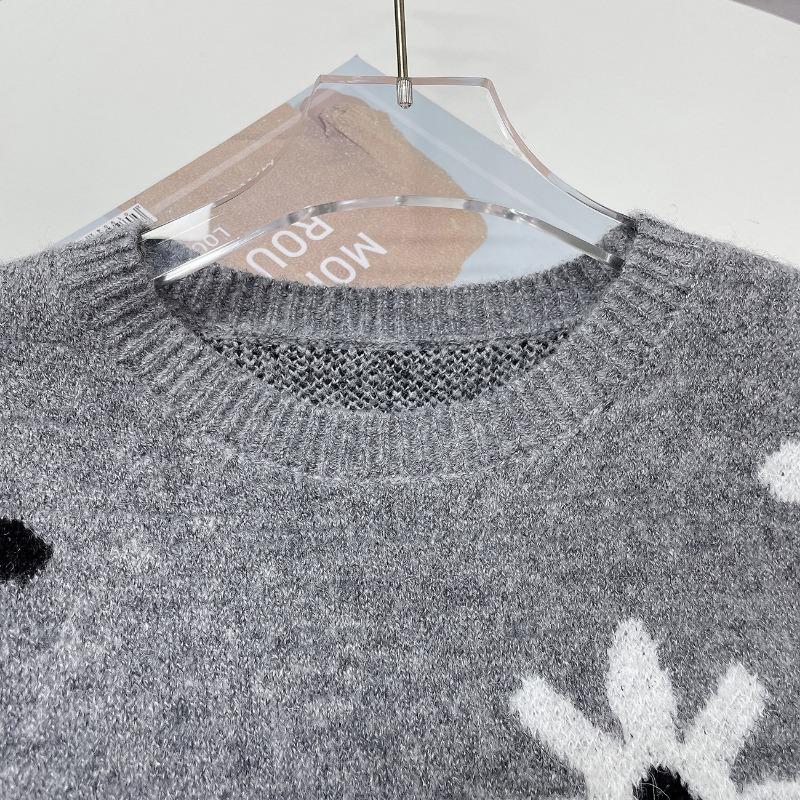 Women's Autumn and Winter Fashion Versatile French Round Neck Long Sleeve Pullover Daisy Jacquard Gray Knit Sweater