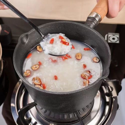 Fiegcit Iwatetsu Ironware Cast Iron Fryer, Mini Cast Iron Pot, Nanbu Ironware, Durable with Wooden Handle, Iron Saucepan, Milk Pan, Non-Silicone Coati