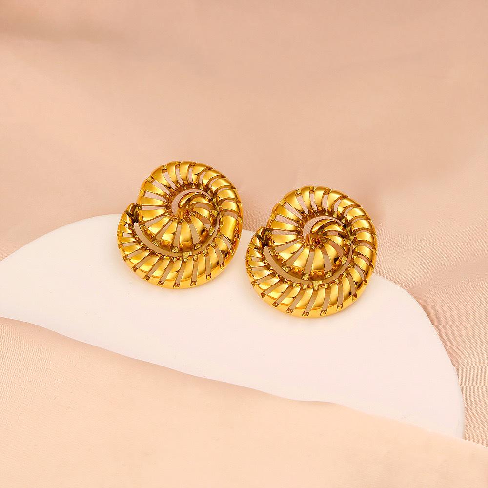 Sommer-Ozean-Serie: 18K Gold Edelstahl Muschel Ohrstecker - Damen Mehrere Stile