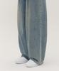 Jinmania Inverted Pintuck Balloon Fit Wide Denim Pants Unisex (Light Wash)