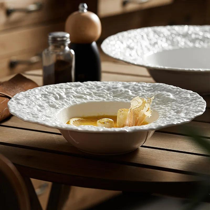 Keramik-Strohhut-Teller Western-Speiseteller Haushalts-Suppenteller Kreativer weißer künstlerischer Entwurf Teller Geschirr Nudeln
