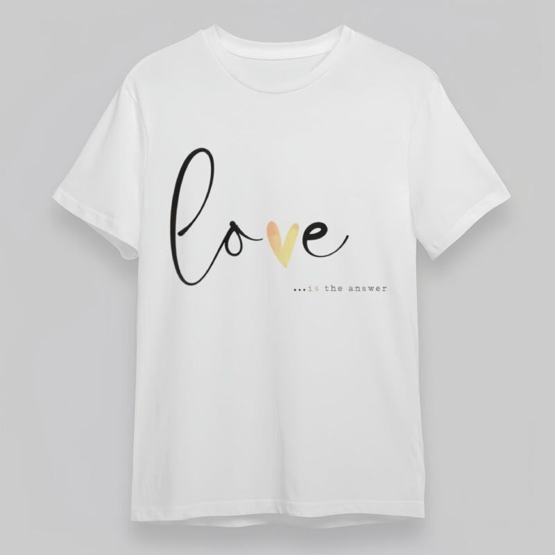 

Women s Soft Oversize T-Shirt Love with Heart Graphic and Answer Quote Tee 4XL