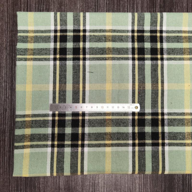 Spot Color-Woven Plaid Jacquard Fabric for Children's Autumn/Winter Brushed Polyester-Cotton Shirts