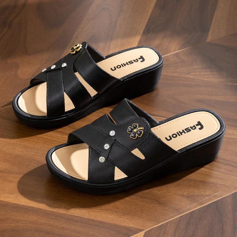 

Женская обувь Летние тапочки Женская одежда для улицы Туфли на танкетке с толстой подошвой Модные тапочки Мягкая подошва Туфли для мам Zapatos De Mujer 40 чёрный