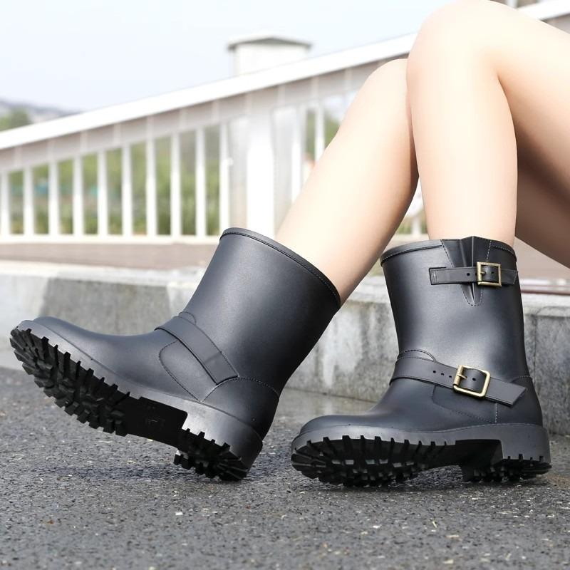 New Rain Shoes Women's Medium Tube Fashion Rain Boots Shoes Worn On Rainy Days Water Shoes Waterproof Martin Boots Non-slip Rubber Shoes