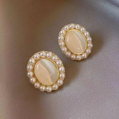 Baroque Opal Oval Imitation Pearl Stud Earring for Women French Retro Elegant Korean Sweet Ear Wedding Party Jewelry Gift