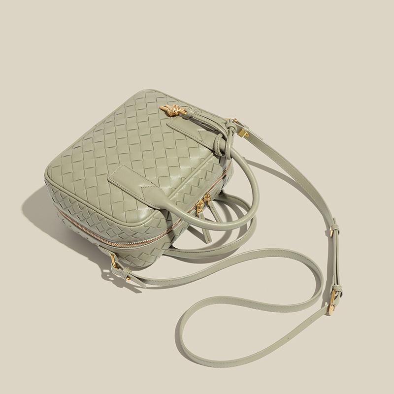 Ručně tkaná taška Módní kabelka pro ženy Taška na jedno rameno Crossbody Polštářová taška