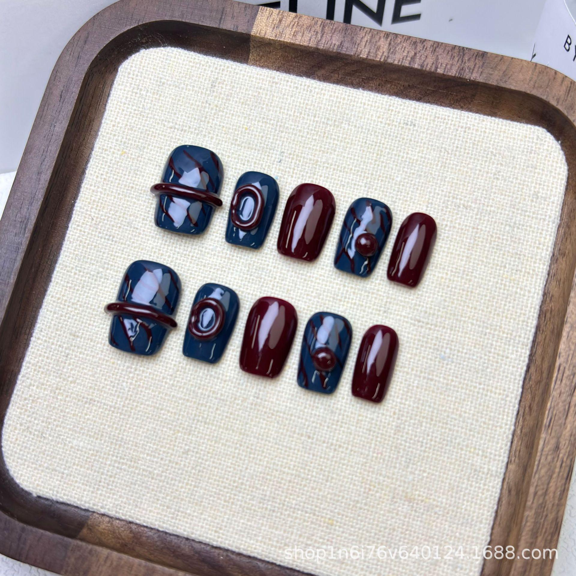 

Dreamer Handmade Cat Eye Gel Nail Stickers XS