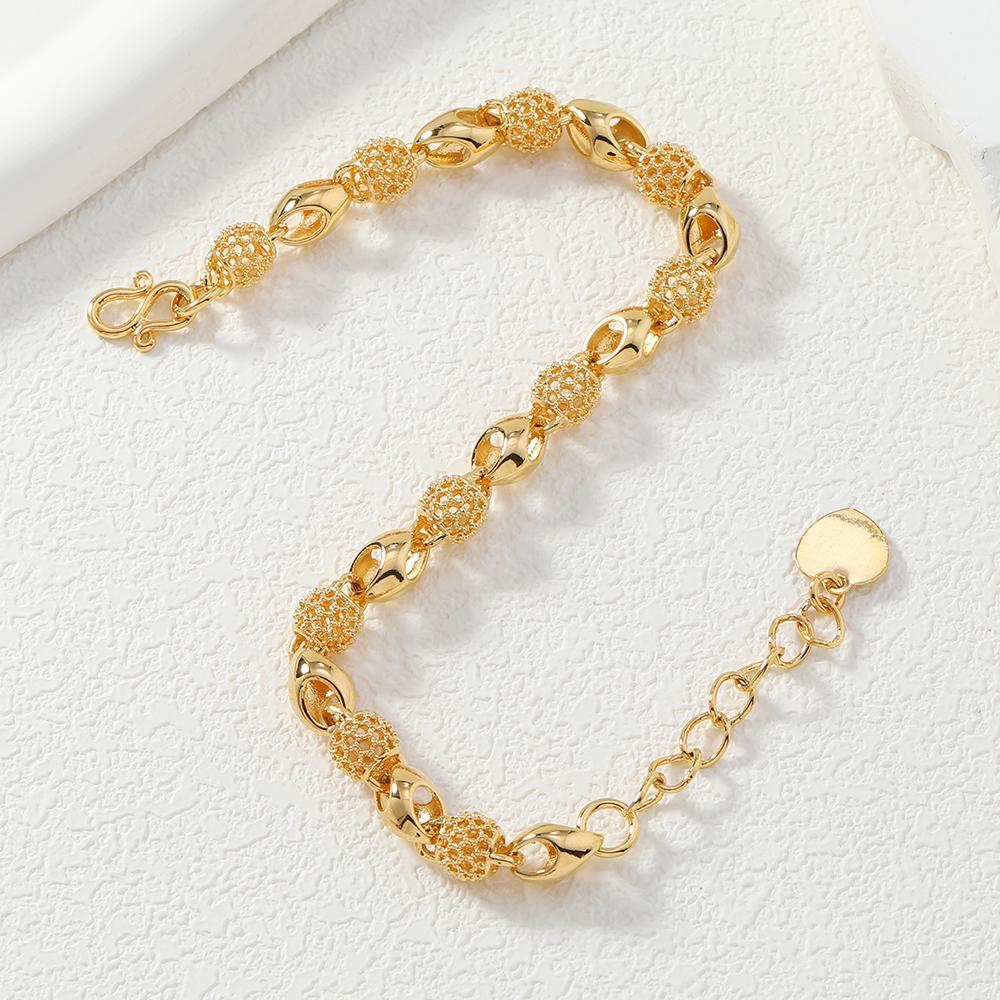 1 Middle Eastern Saudi Style Hollowed Out Love Chain Copper Women's Minimalist Bracelet