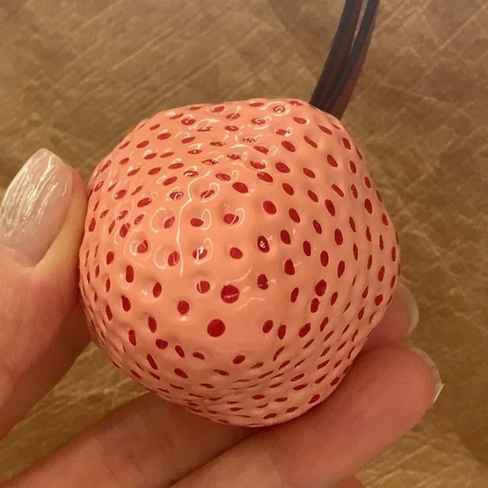 Waterproof Strawberry Key Ring Elegant Red Resin Fruit Pendant Versatile Bag Charm  Car Key