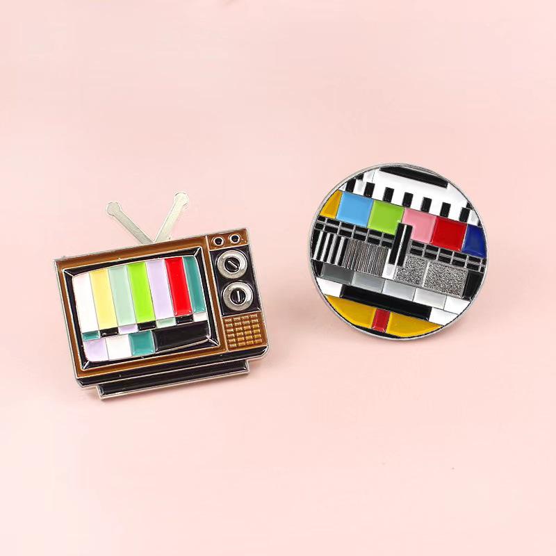 Japanese Cartoon Drip Oil Brooch: Trendy Metal Badge for Clothes & Bags