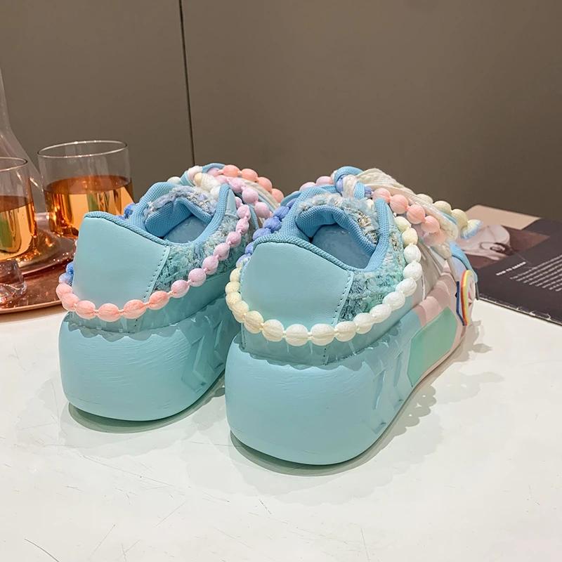 Fashion Ladies Shoes hot Sale 2025 New Fashion Round Toe Lace Up Women's Vulcanized Shoes Spring Flat Outdoor Breathable Women Sneakers