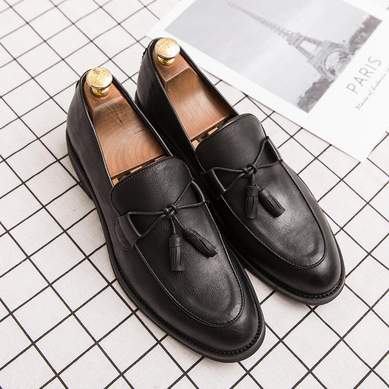 

2025 new leather shoes men s Korean version trendy men s casual shoes foot cover hair stylist nightclub leather shoes 38 чёрный