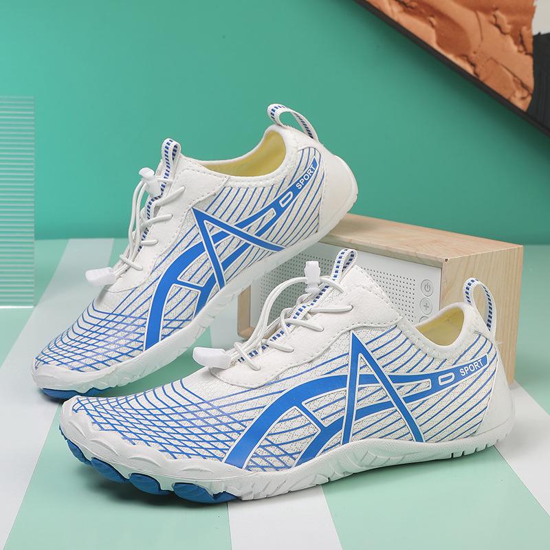 

Унисекс-кроссовки для занятий йогой и водными видами спорта, быстросохнущие. Идеально подходят для прогулок по реке, пляжа, плавания и занятий фитнесом. 37