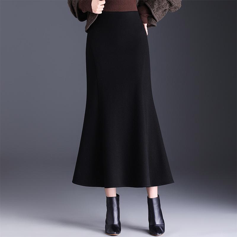 Collection Hiver 2025: Jupe Midi Moulante Queue de Poisson Taille Haute