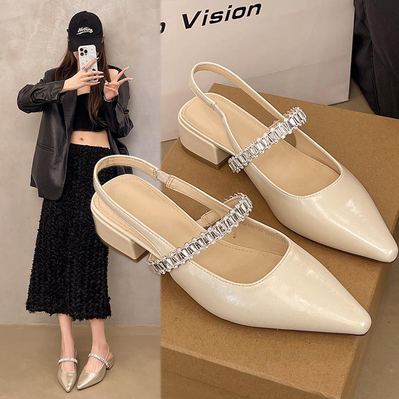 

Одно слово со стразами сандалии женские летние новые сумка голова полушлепки толстый каблук туфли острый носок одинарные туфли женская верхняя одежда 40