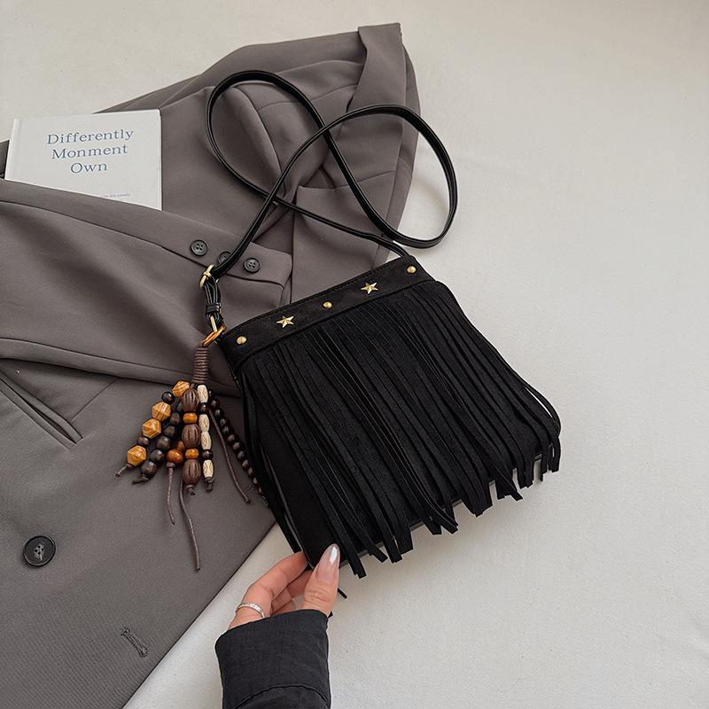 Autumn/Winter Retro Suede Tassel Ethnic Crossbody Bag