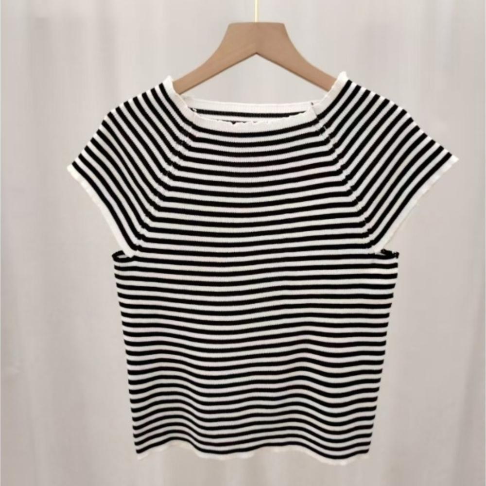 Summer Slimming and Stylish Unique Single-shoulder Versatile Top with Stripe and Round-neck Short-sleeve Knitted Shirt for Women