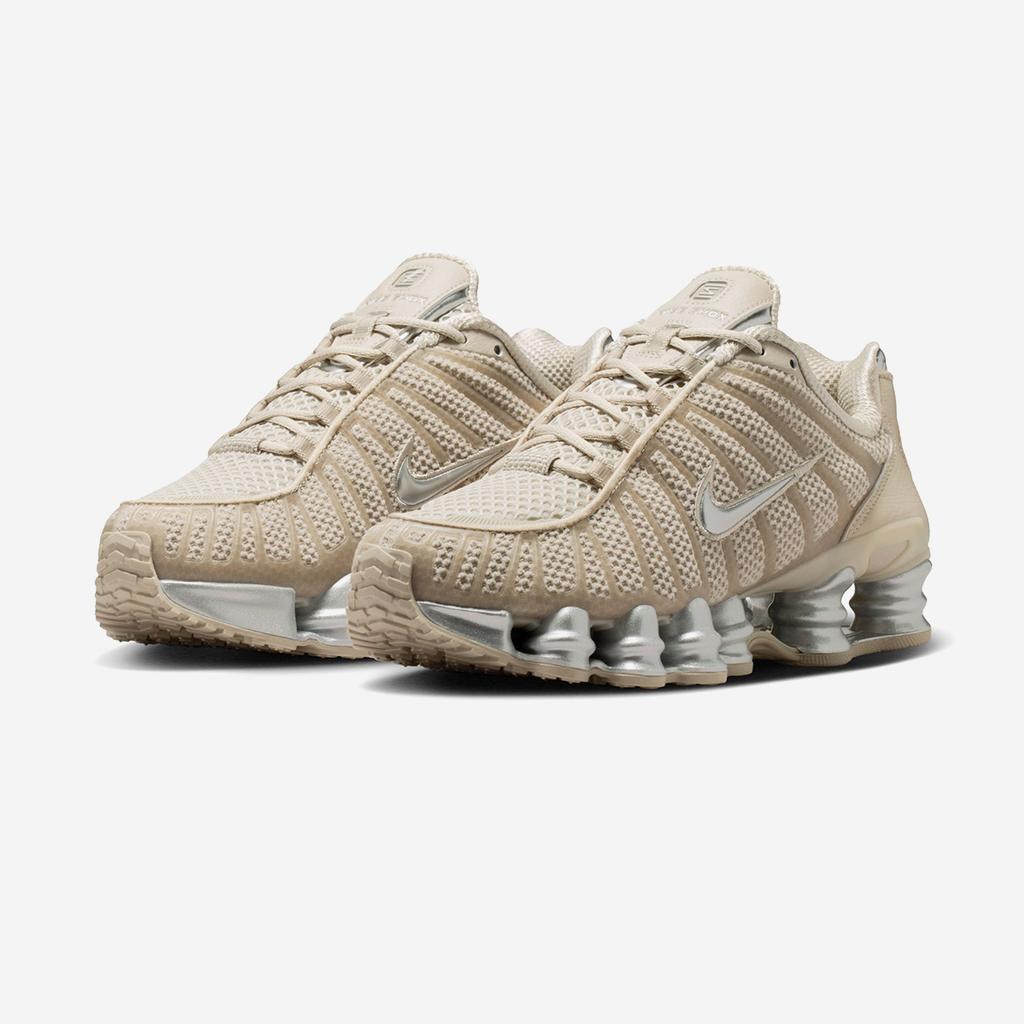 Nike W NIKE SHOX TL IH2559-200