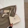 Small bag women's new summer versatile simple shoulder messenger bag is now popular bucket bag