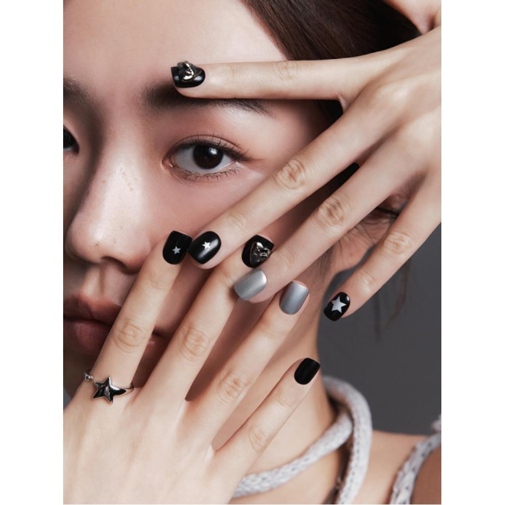 Muzmak Reusable Nail Tips Dazed  Short Square NONE