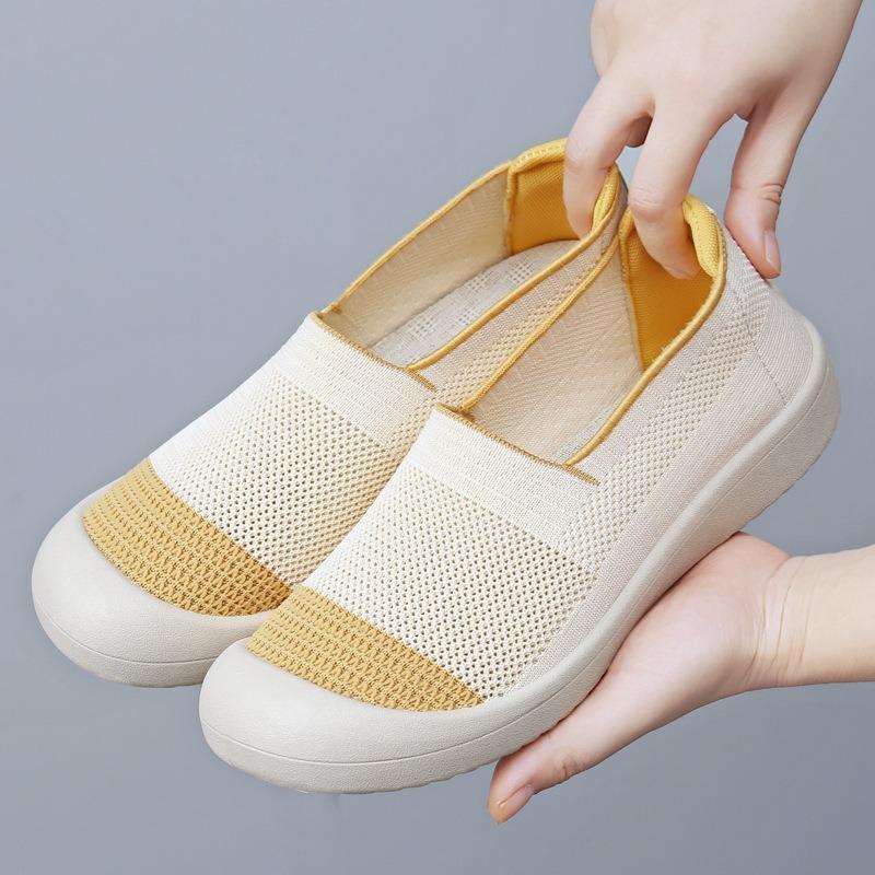 Shoes Women's Summer New Versatile Casual Shoes Soft Sole Not Tired Feet Comfortable Mother Shoes One Pedal Shoes