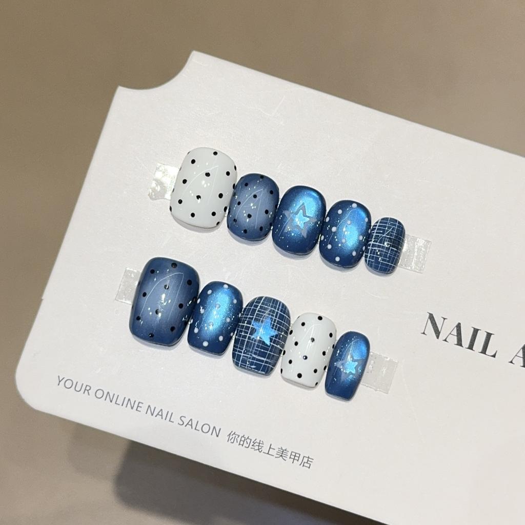 10 Pcs Short Oval Press On Nails Glossy Block Stripes And Star Designs Mix And Match False Nails For Women And Girls