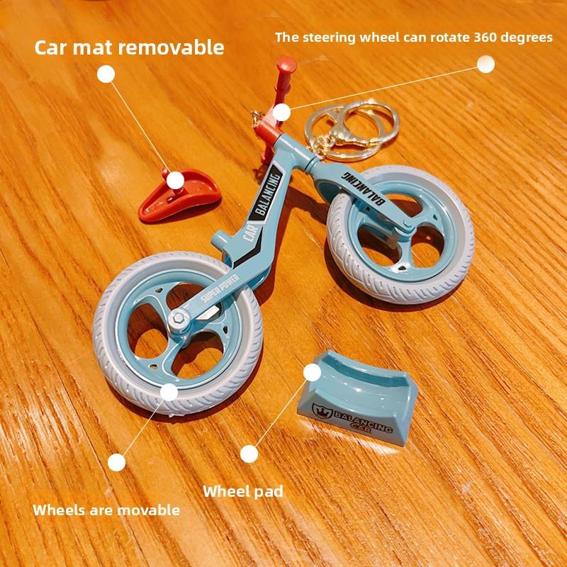 Creative, Fun and Movable Bicycles, Couple Jewelry, Keychain Pendant, Small Gift Ornament.