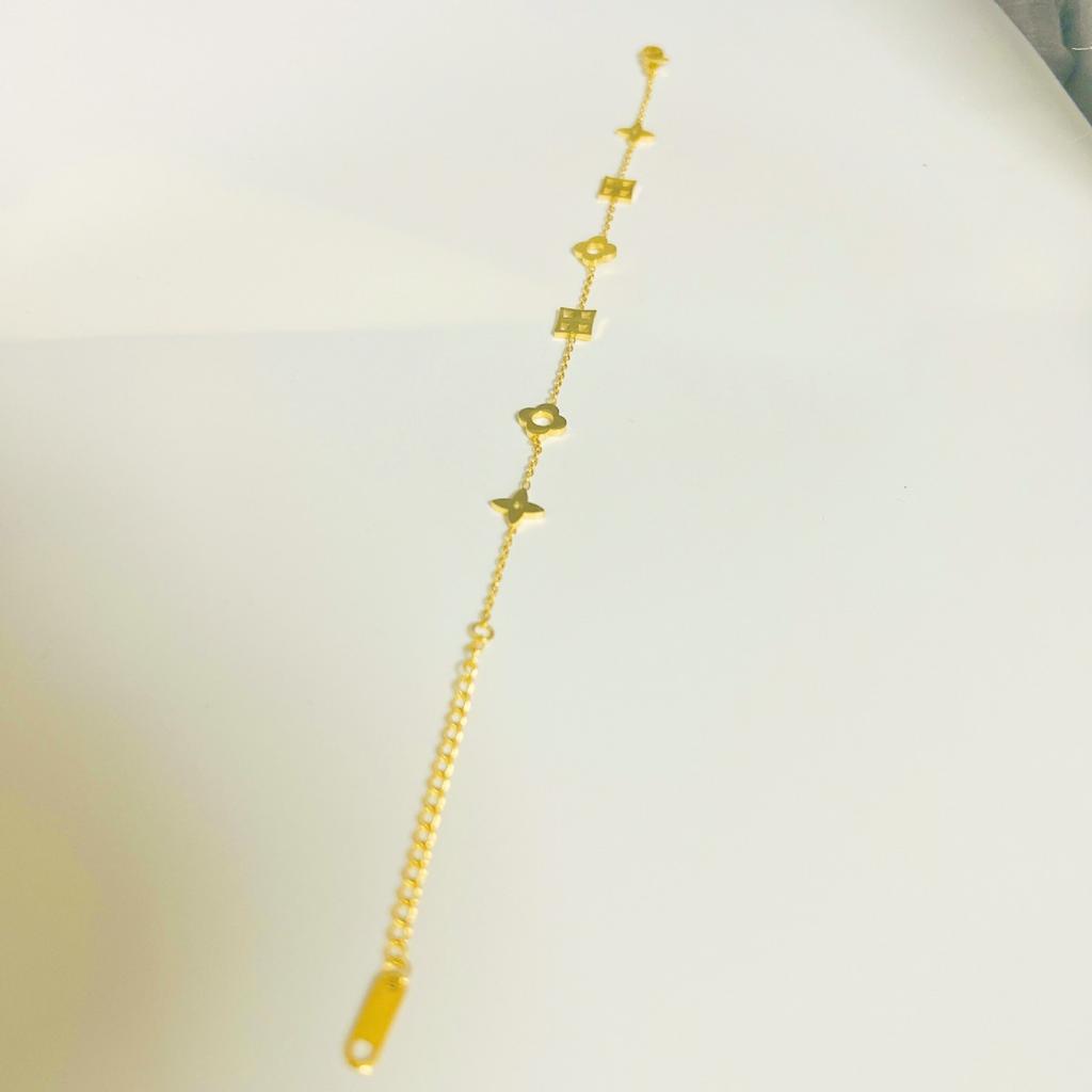 Bracciale Quadrifoglio Scheletro in Acciaio al Titanio Design di Nicchia Senso Premium di Fiori Nicchia Cento con Nuovo Bracciale da Donna