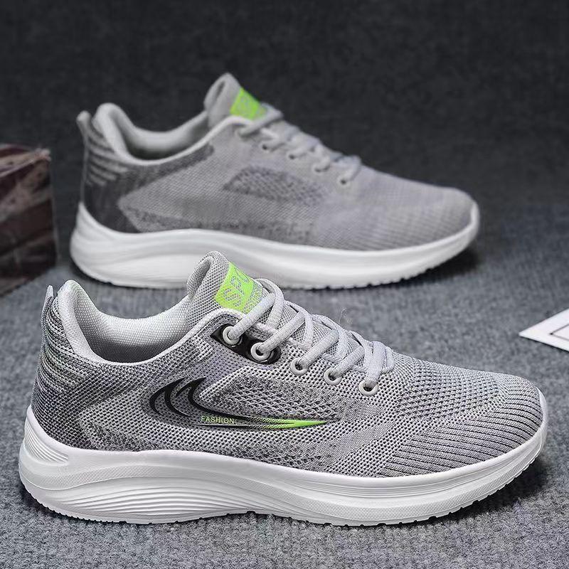 Mesh Breathable and Lightweight Sports Shoes Men's Casual Shoes Comfortable and Heightening Soft-soled Sports Shoes Versatile Trendy Walking Shoes