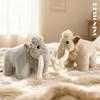 Bebek ve Peluş Oyuncaklar – Doldurulmuş ve Peluş oyuncak hayvanlar