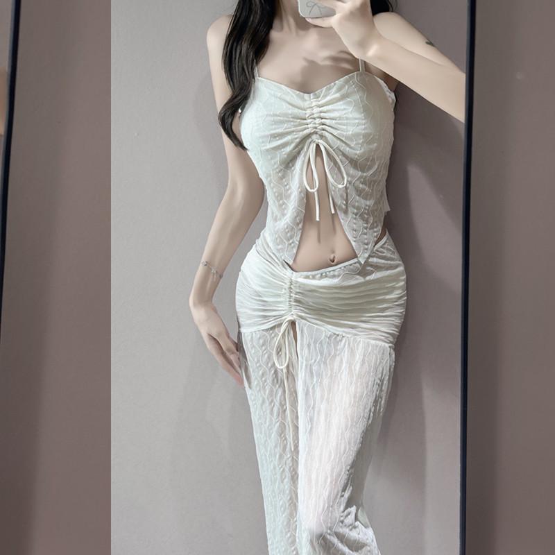 2025 Trendy Three-Piece Bikini Set: Long Dress, High-Waisted Bottoms, Perfect for Vacation or Hot Springs