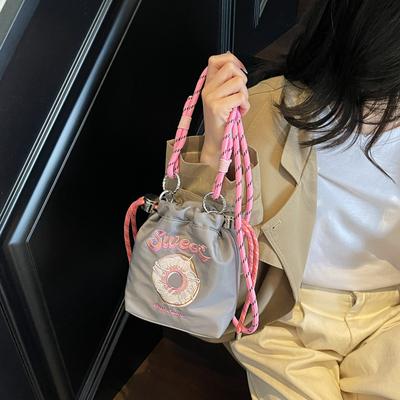 Fashion Embroidery Drawstring Bucket Bag Cute Sweet Girl Mobile Phone Small Satchel Shoulder Bag