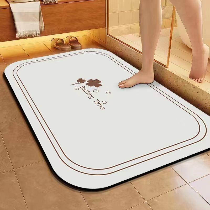 

Четырехлистный клевер мягкий диатомовый грязевой коврик для ванной комнаты бытовой туалет дверь туалета нескользящий быстросохнущий коврик 40*60cm