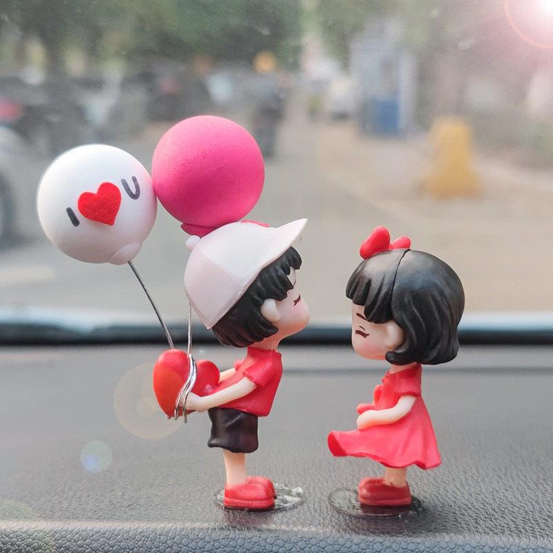 Cartoon Couple Ornaments Car Center Console Dashboard Anime White Hat Red Clothes Couple Kiss Forehead DIY Decorations Ornament