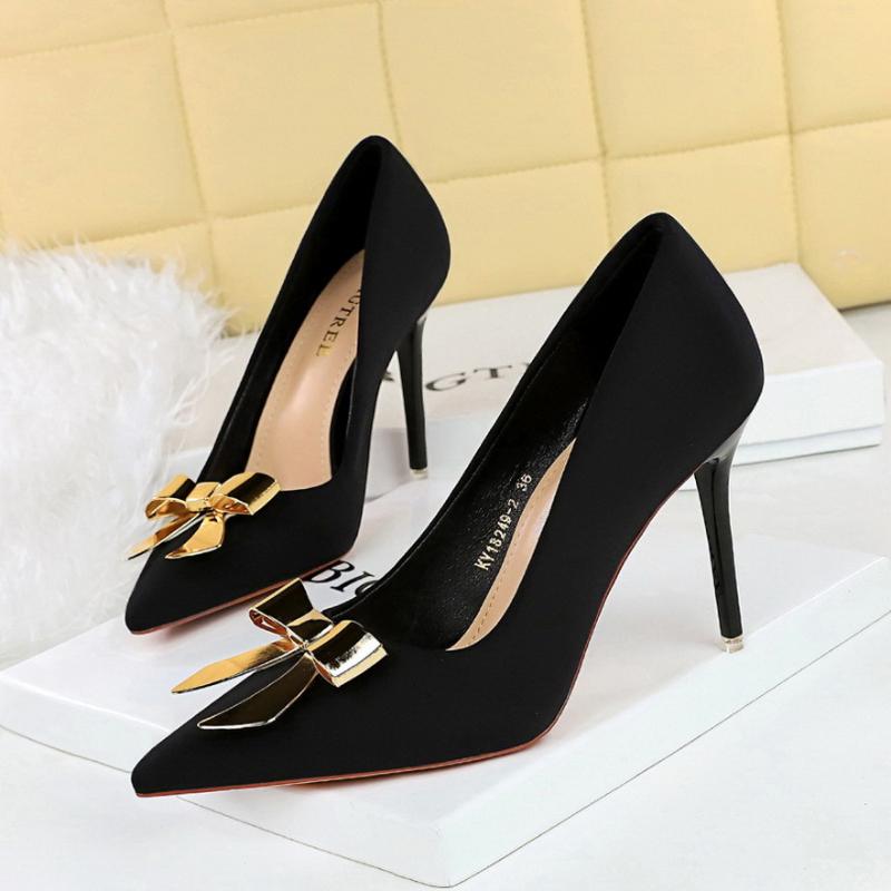 Fashionable Pointed High Heels Metal Bow Thin Heels Single Shoes For Women's Satin Light Mouth Women's Shoes Elegant And Simple