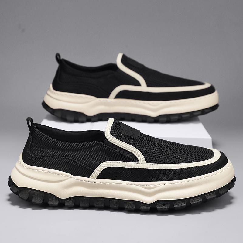 Spring and Summer New Breathable Mesh Casual Men's Thick-soled Non-slip Waffle Shoes Closed-toe Sports Shoes Fashionable Men