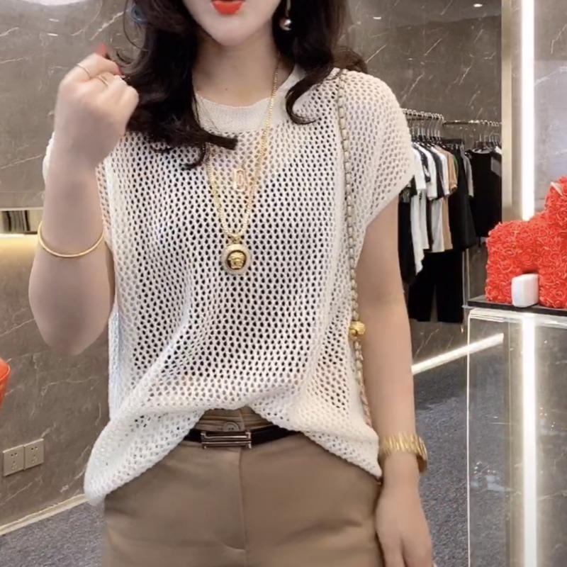 Niche Design Sense Hollow Thin Half-sleeved Women's Sweater, Summer New Style Black Sexy Chic Loose Short-sleeved Top