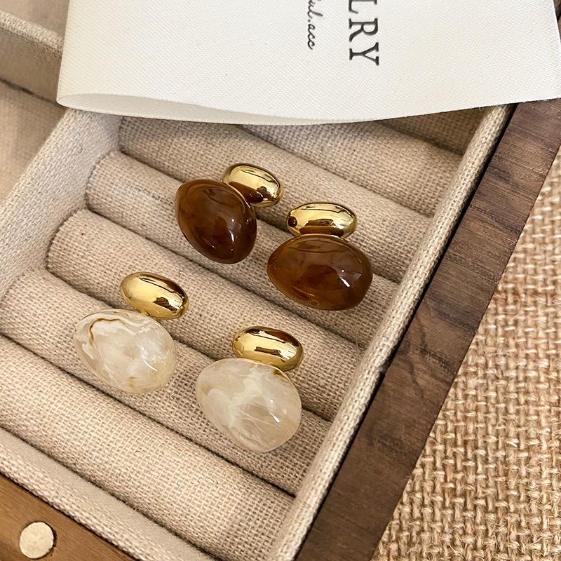 Vintage Oval Earrings for Women,Exquisite and Elegant Pierced Ear Studs for Ladies,Perfect Gift for Her