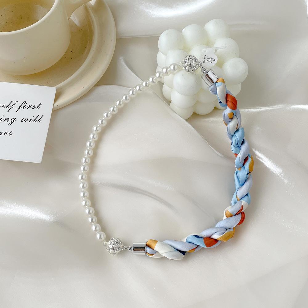 

Летний новый жемчужный магнитный шарф с пряжкой для женщин, нишевый браслет высокого класса, темпераментный цепочка на ключицу, шарф 45 * 1cm