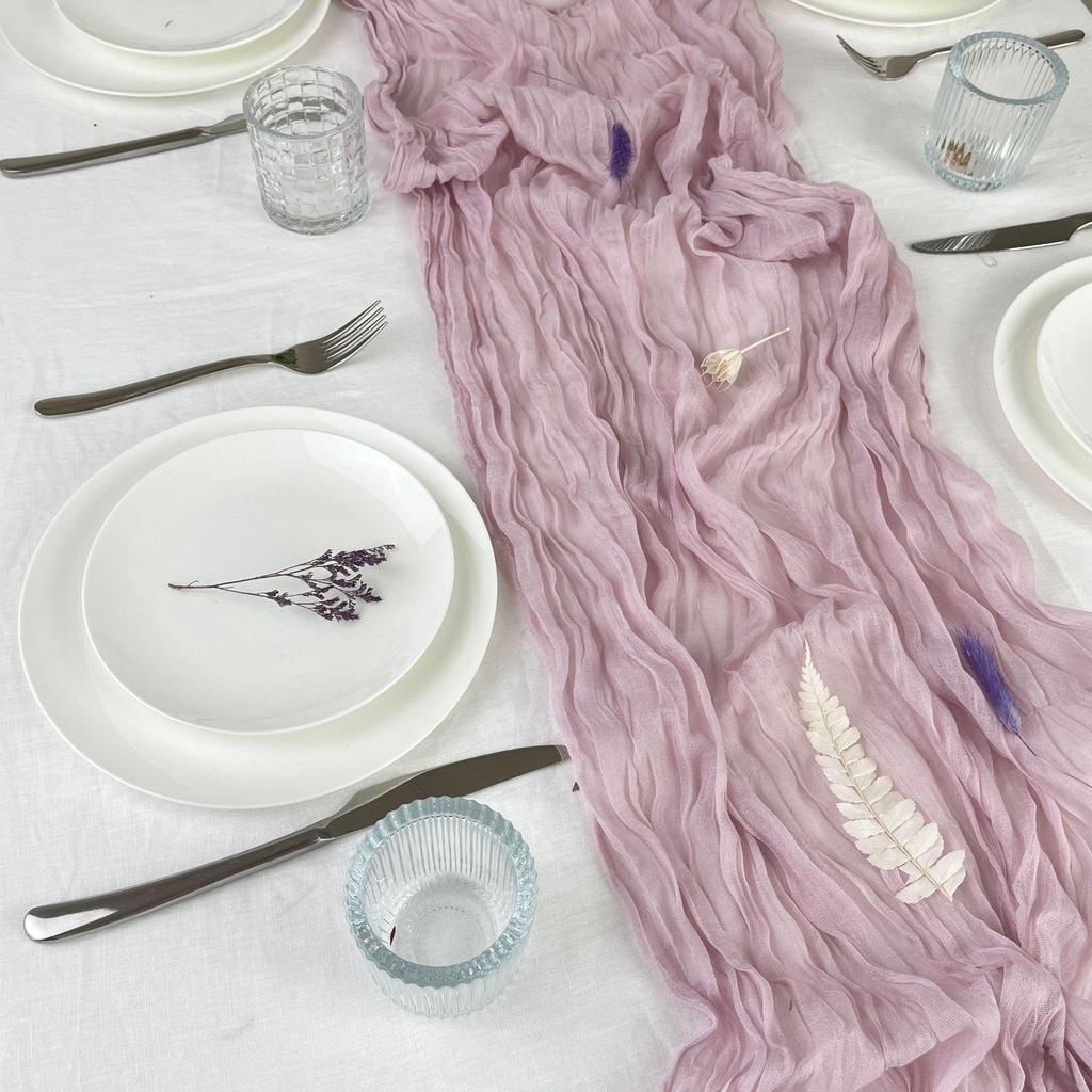 Rynkad tygbordslöpare för födelsedagsfester och bröllop - Voile Twist-dekoration
