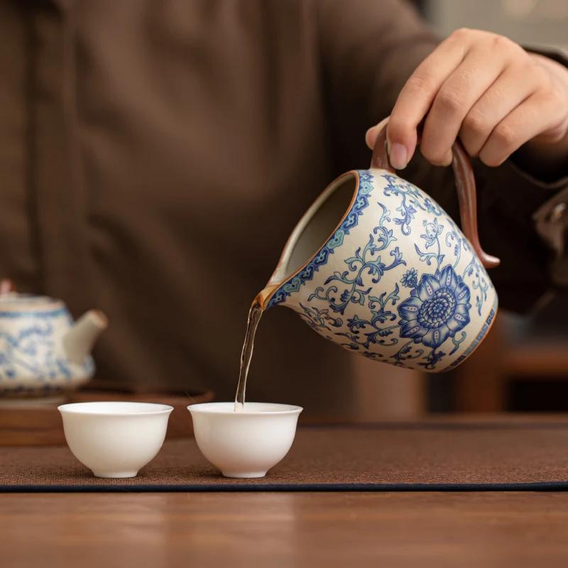 Chinesische Ru-Brennofen Keramik Fair Cup Tee Sieb Handgefertigt Blumen Teetasse Tee-Wasser-Trennung Haushalt Reise Tee-Set Zubehör