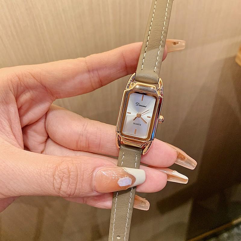 Fashion Women'S Watch Rose Gold Leather Strap Watch Simple Retro Rectangular Temperament Women'S Watch Women
