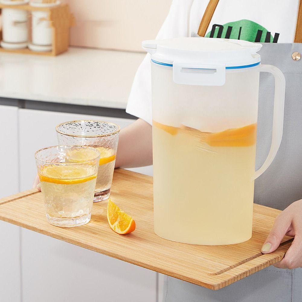 

2L Fruit Tea Drink Kettle High Temperature Juice Bucket Cold Water Kettle For Outdoor Camping білий
